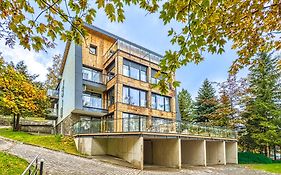 Orlik VIP Residence - Apartament z prywatnym Jacuzzi - blisko wyciągu i Wang by Royal Aparts